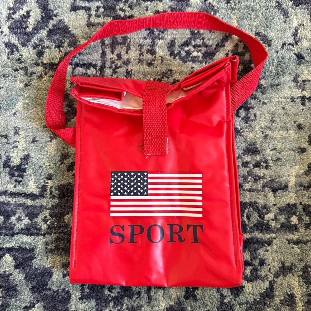 Vintage 1990’s Red Nylon Sport American Flag Graphic Hand Held Insulated Bag